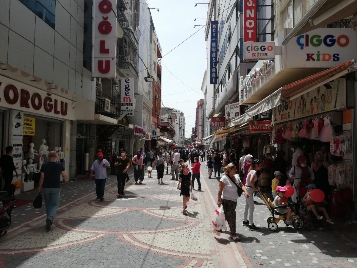 Yağcılari&ccedil;i&rsquo;nde bayram hareketliliği