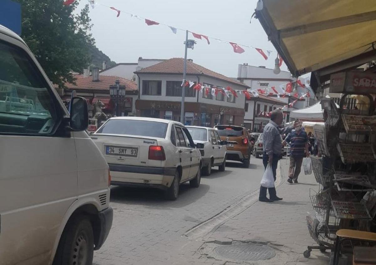 Nallıhan&rsquo;da kısıtlama sonrası yoğunluk yaşandı