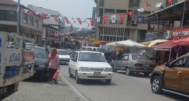 Nallıhan’da kısıtlama sonrası yoğunluk yaşandı G2