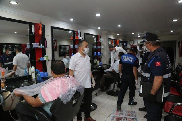 Mersin’de berber ve kuaförler, bayram öncesi 3 gün 23.00’e kadar açık olacak