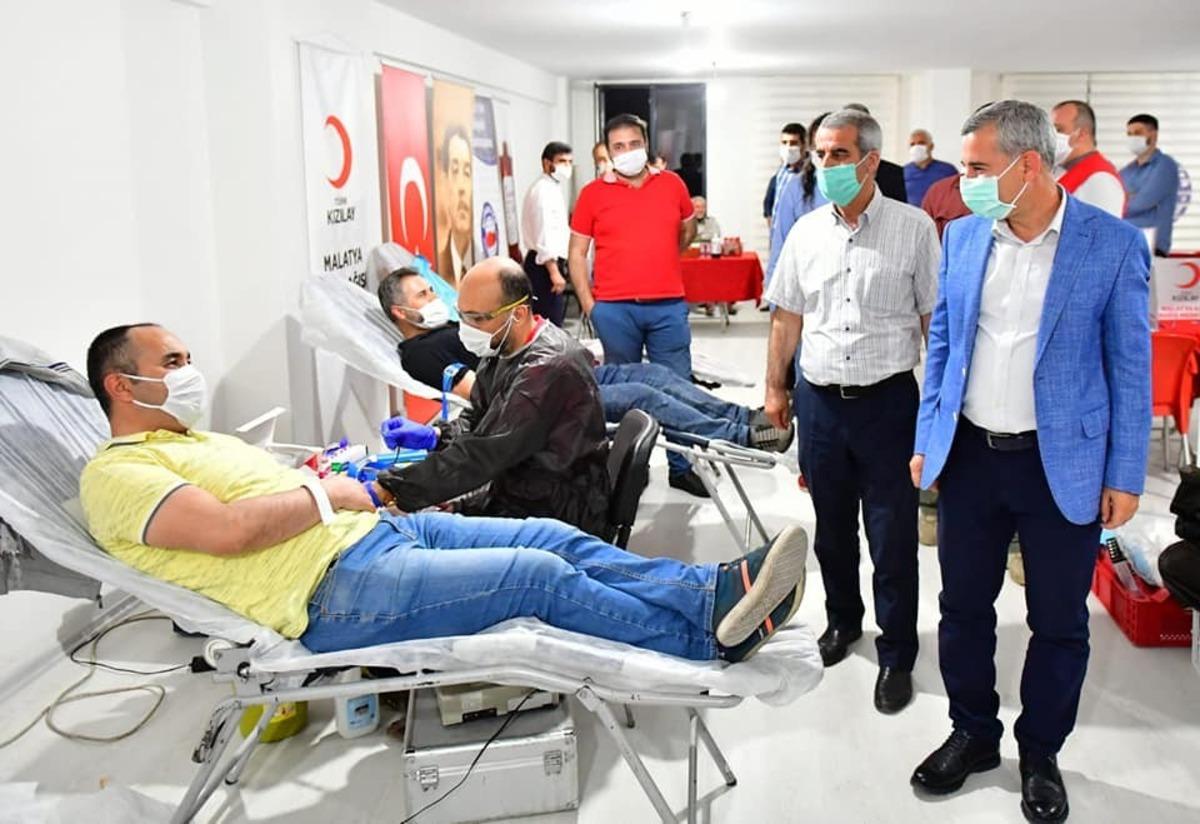 &Ccedil;ınar, kan kampanyasına destek istedi