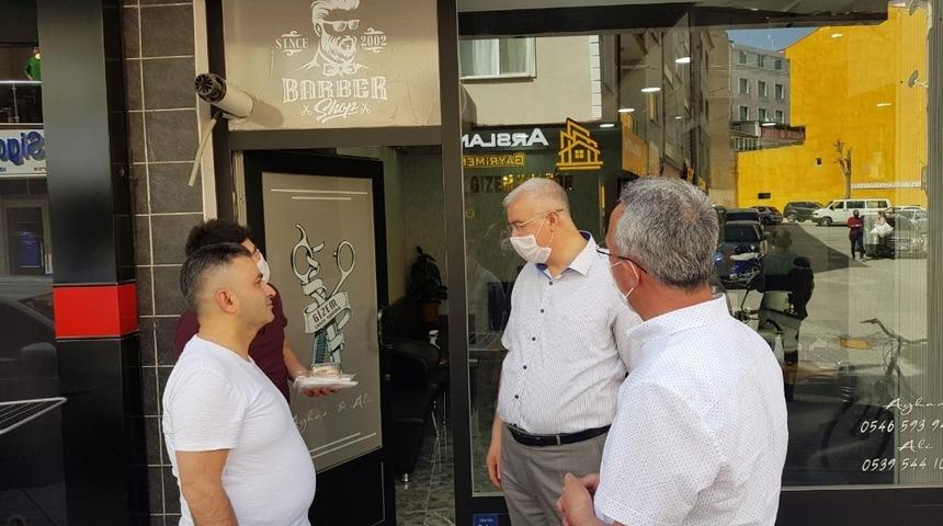 Başkan &Ccedil;ağlayan&rsquo;dan berber ve kuaf&ouml;r esnafına ziyaret