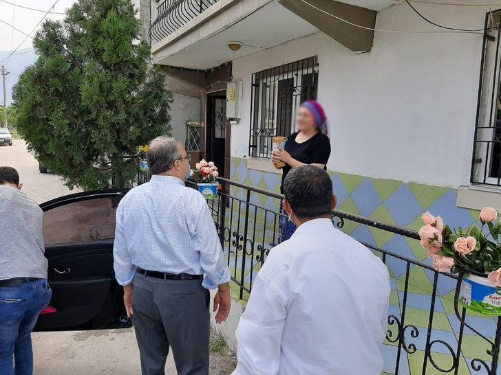 Yunusemre ihtiyaç sahiplerine ulaşıyor G1