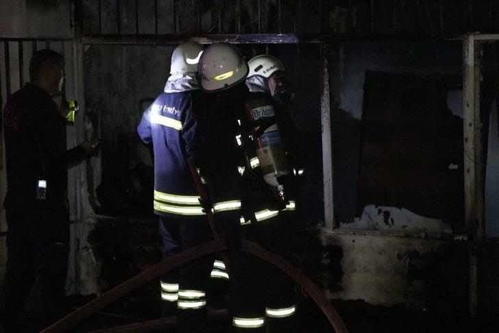 Bolu'da, dükkan ve evde çıkan yangın hasara neden oldu G3