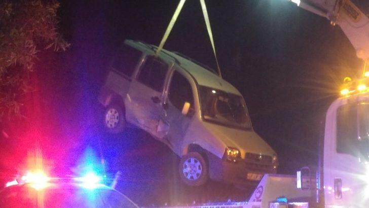 Otomobil ile kamyonet çarpıştı 1 yaralı G1