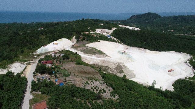 Ordu'da çıkarılan 'bentonit kili' 37 ülkeye ihraç ediliyor