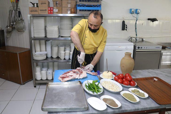 Testi kebabı iftar sofralarını süslüyor: Testi kebabı nasıl yapılır? G4