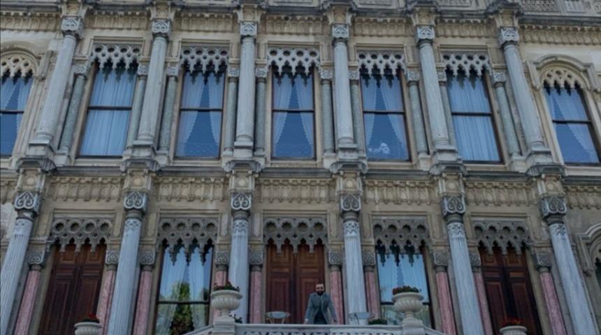 Irakllı model Hikmat Kucher: "Pandemi sonrası ilk seyahat edeceğim &uuml;lke T&uuml;rkiye olacak"