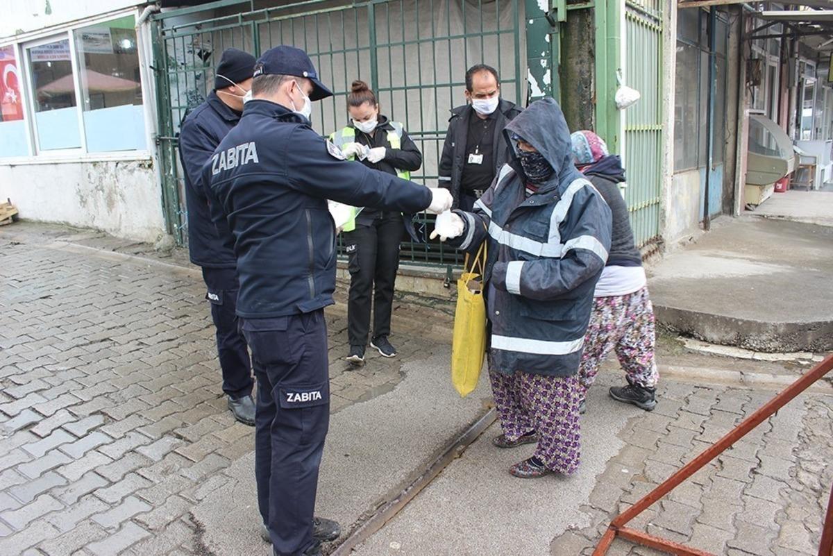 Burhaniye&rsquo;de belediye &ccedil;alışanlarına moral ve motivasyon primi