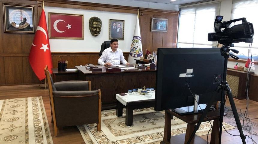 Başkan &Ouml;zcan, İYİ Parti lideri Akşener ile g&ouml;r&uuml;şt&uuml;