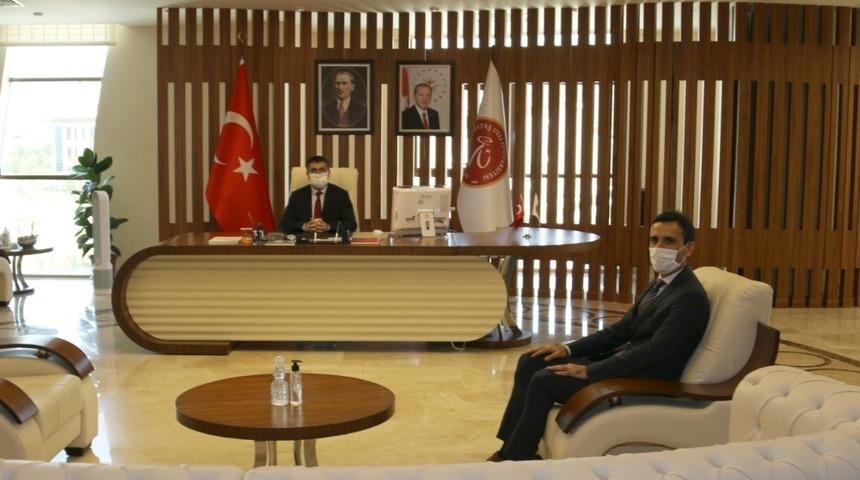 Nevşehir Gen&ccedil;lik ve Spor İl M&uuml;d&uuml;r&uuml; &Ouml;zdemir&rsquo;den, Rekt&ouml;r Aktekin&rsquo;e ziyaret