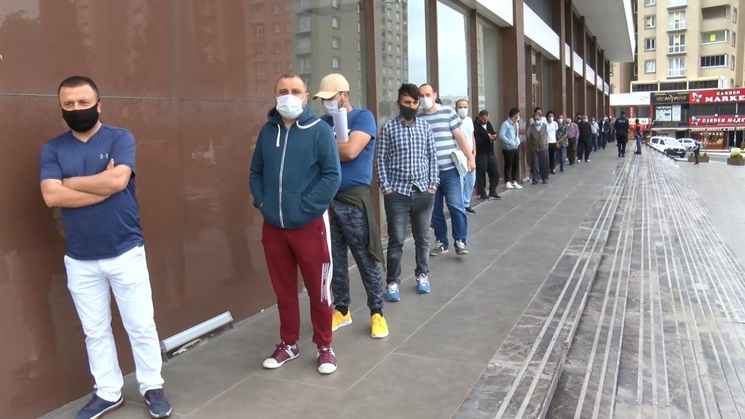 Sabah başladı, saatlerce devam etti! Sıranın sonu gelmedi