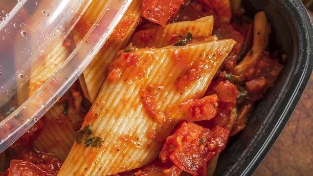 Beslenme uzmanından uyarı: İftarda salçalı yemekten kaçının