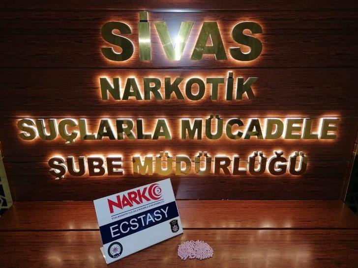 Uyuşturucuya 3 tutuklama G2