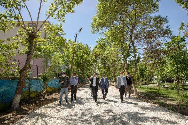 İpekyolu Belediyesinden yol açma çalışması G1