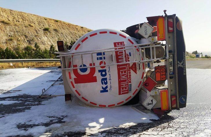 Tanker kazalarında sürücüler yaralandı G2