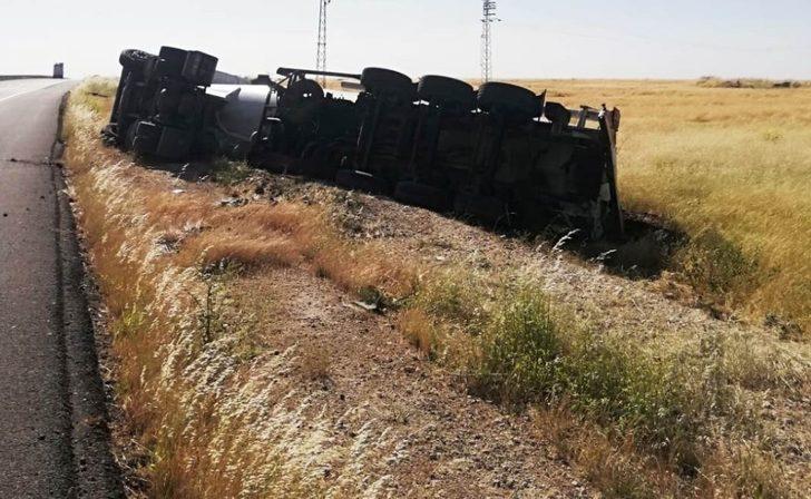 Tanker kazalarında sürücüler yaralandı G3