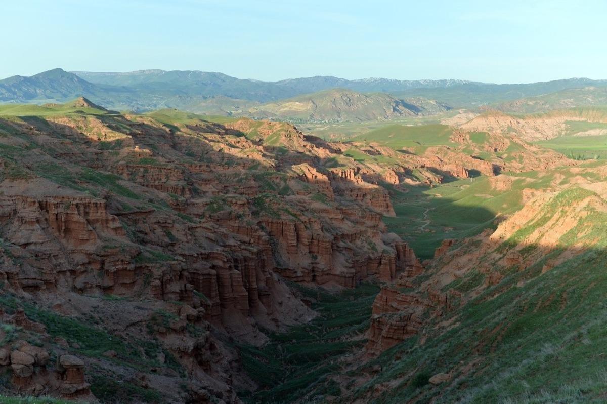 Turizmin yeni g&ouml;zdesi Kırmızı Periler diyarı olacak