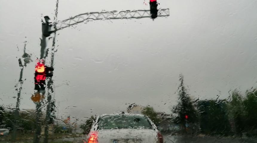 Meteoroloji bayramda 5 il i&ccedil;in serin ve yağışlı hava uyarısı yaptı