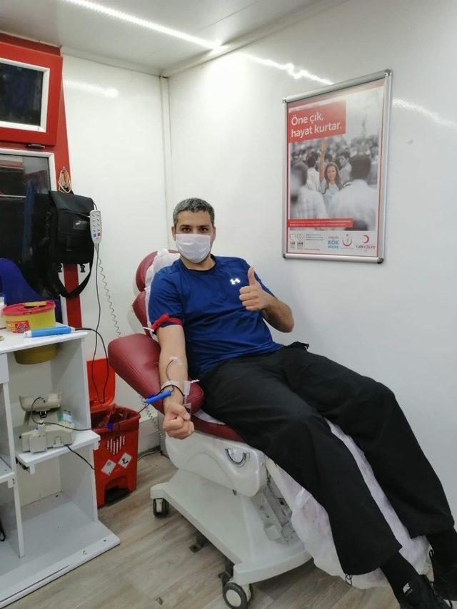 Murat Eskici’den kan bağışına destek veren personele teşekkür