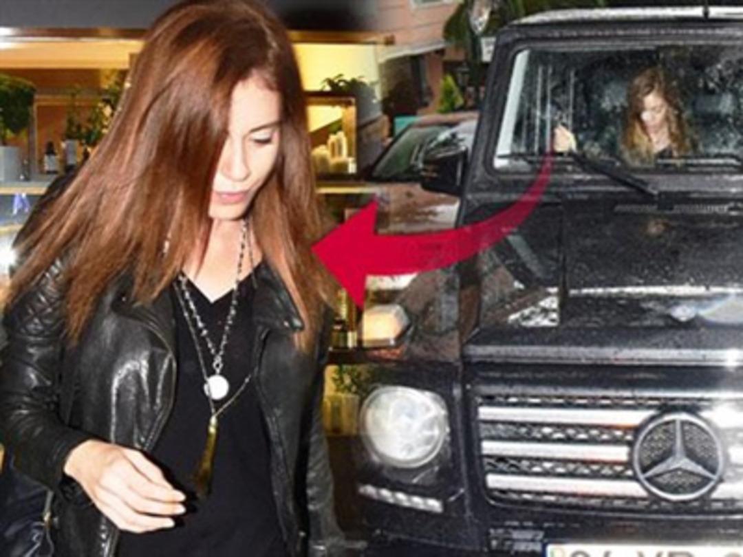 Kenan İmirzalıoğlu cipini Sinem Kobal'a tahsis etti