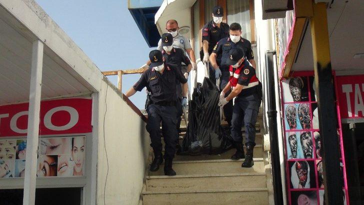 Antalya'dan acı haber! İki sevgili evlerinin yatak odasında ölü bulundu G5