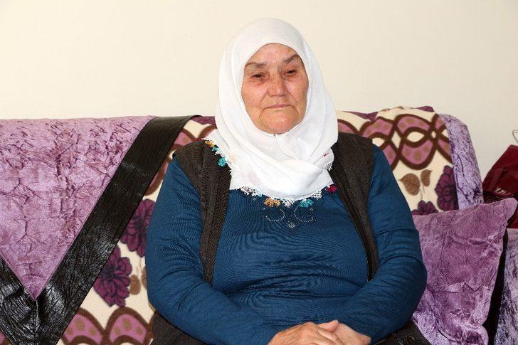 Yozgat’ta 2 şehit annesinden Milli Dayanışma kampanyasına destek G4