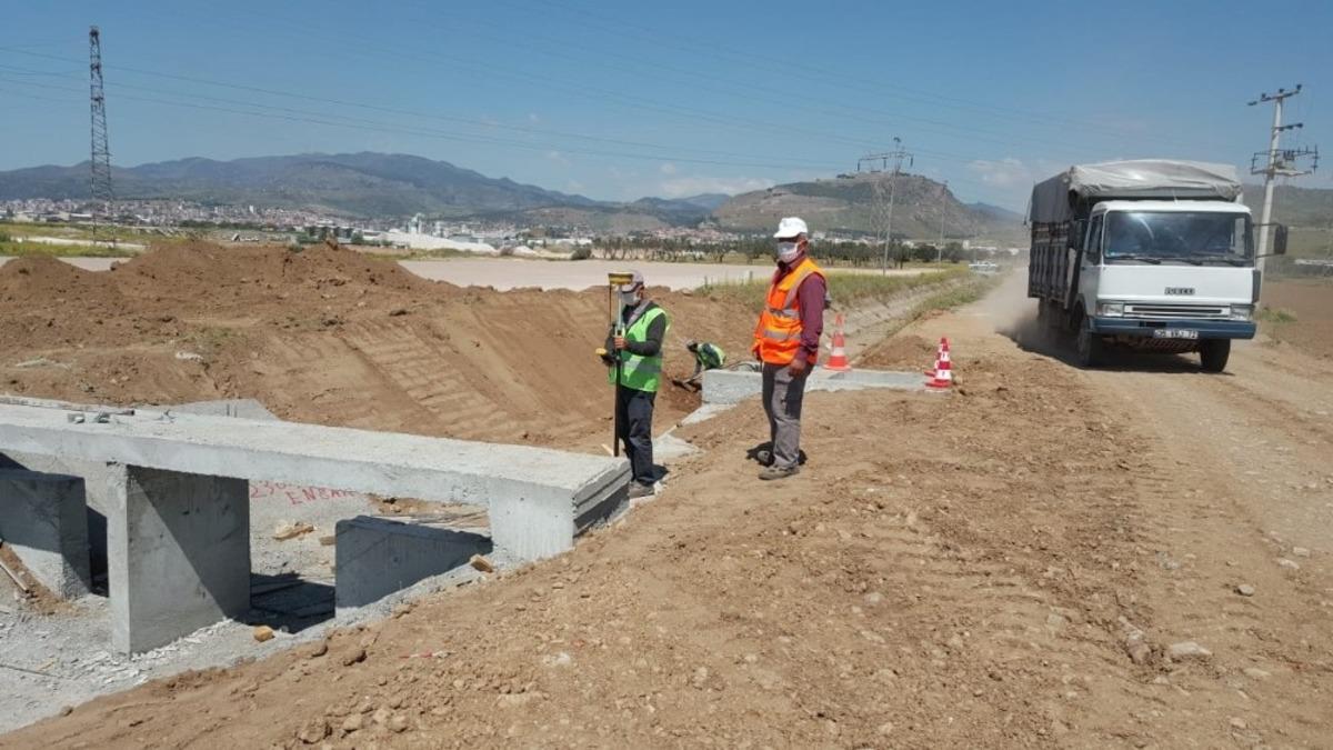 Bergama &ccedil;evre yolu inşaatı başladı