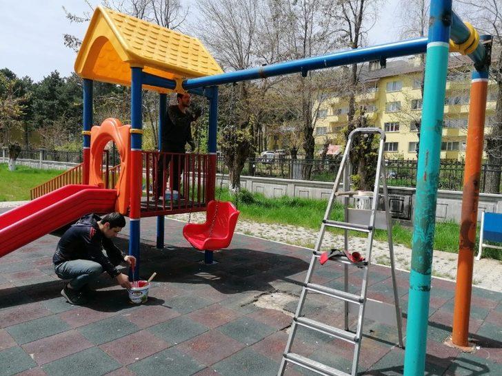 Tatvan’daki parklar yenileniyor G2