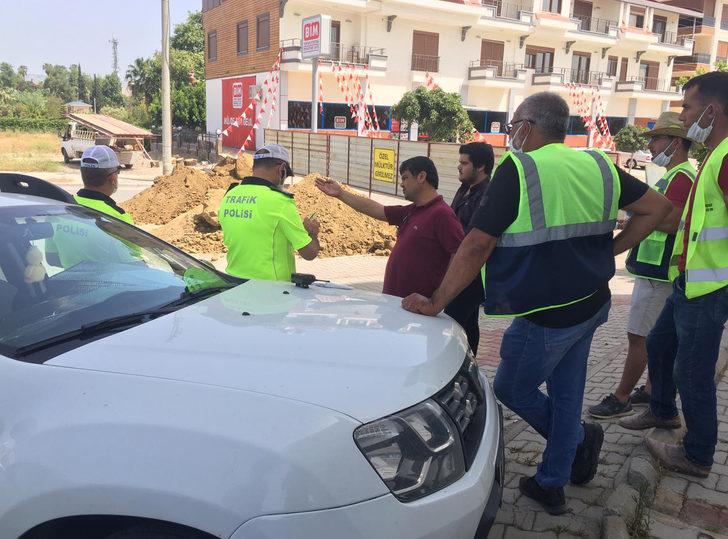 'Özel mülküm' dedi, mahalle yolunu bariyerle kapattı G5