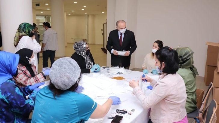 Düzce Belediyesinin günlük maske üretimi 21 bini geçti G4
