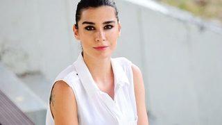 Pakistan'da Burcu Kıratlı rüzgarı esiyor!