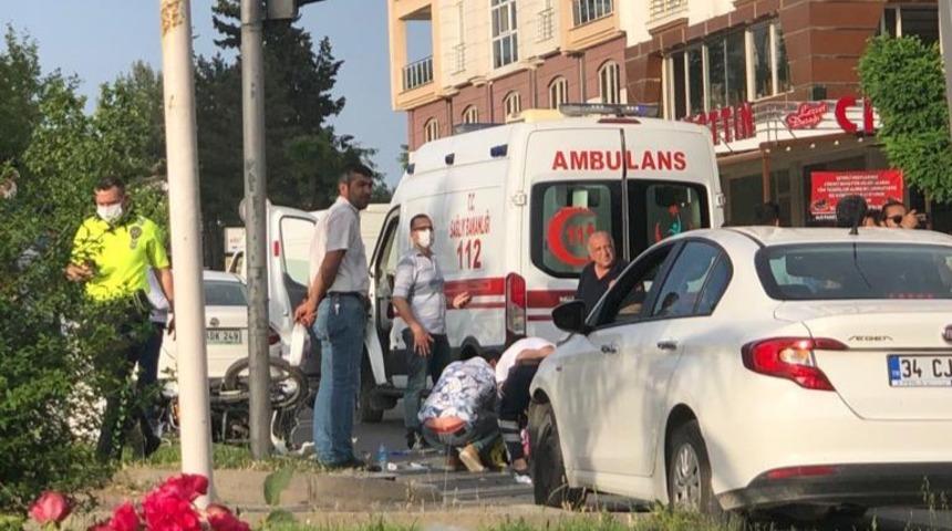 Otomobil ile motosiklet &ccedil;arpıştı: 2 yaralı