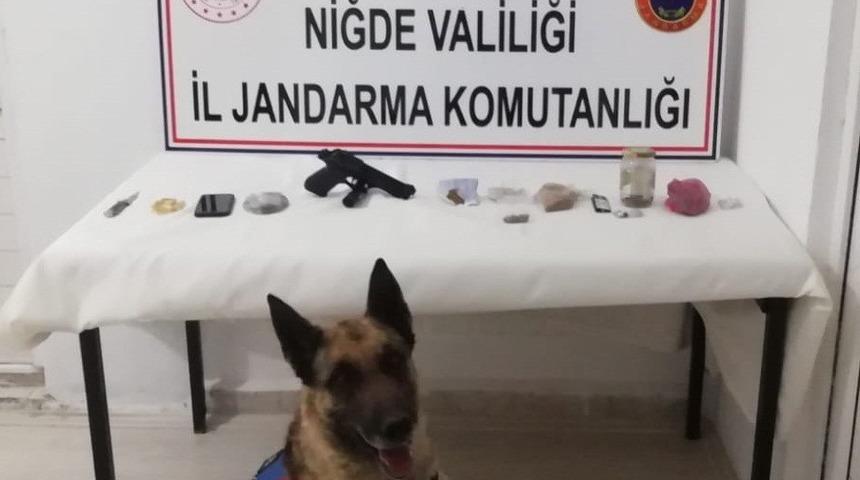 Niğde&rsquo;de jandarmadan uyuşturucu operasyonu: 6 g&ouml;zaltı