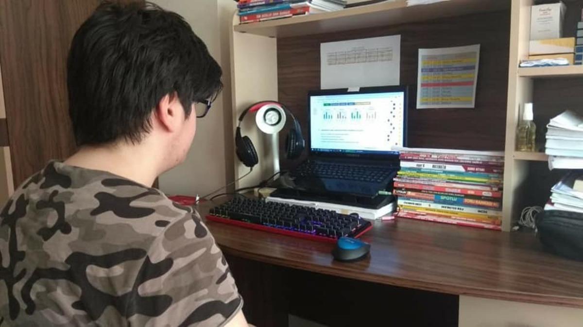 D&uuml;zce&rsquo;de online deneme sınavı yapıldı