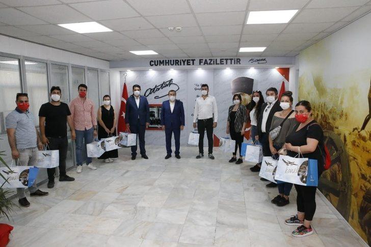 Başkan Batur’dan gençlere teşekkür G1