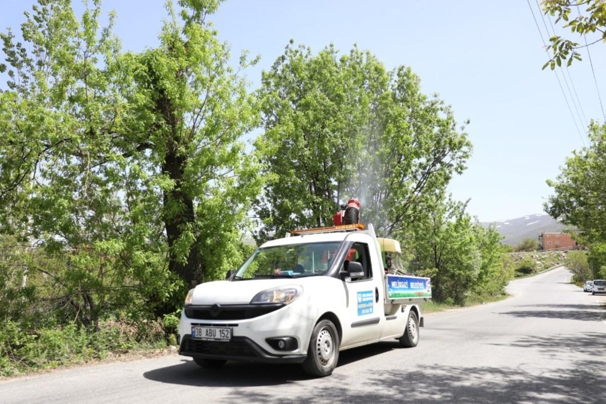 Her mahalle haşerata karşı haftada 2 g&uuml;n ila&ccedil;lanıyor