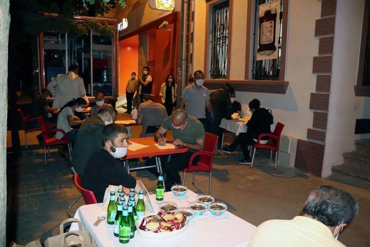 Muğla Eğitim Bir’sen şubesi kan verdi G4