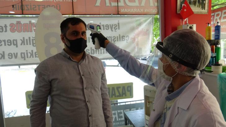 Koronavirüs sonrası berberde hemşire çalıştırmaya başladı G3