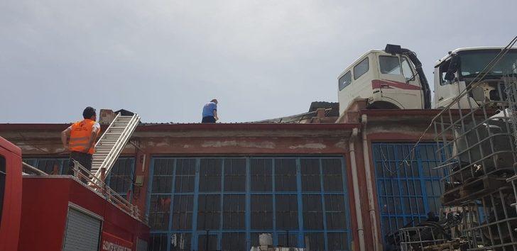 İtfaiye yavru köpek için seferber oldu G3