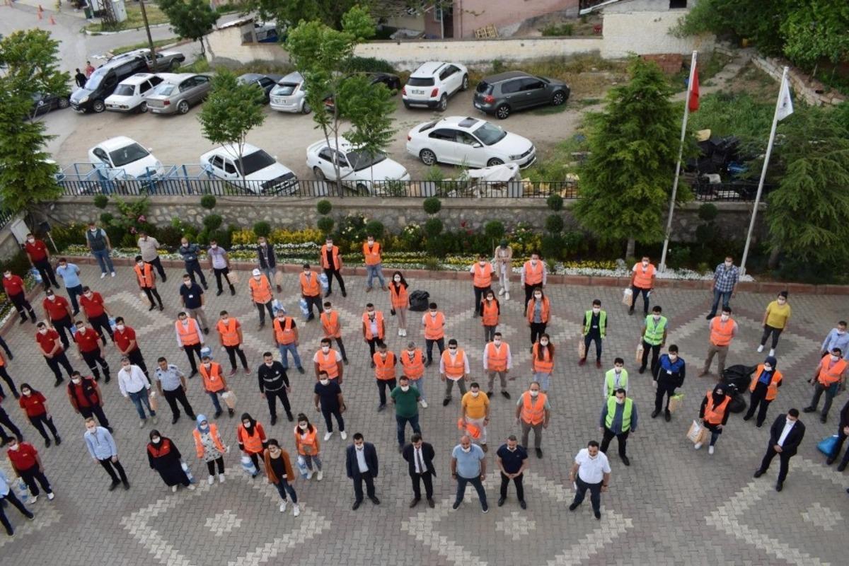 Yahşihan Belediyesi, maske dağıtımının 2&rsquo;nci etabını tamamladı