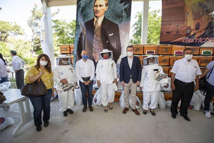 Üreticilere 464 arılı, 232 arısız kovan hibesi G3