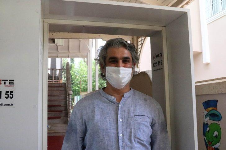 Koronavirüse karşı dezenfekte tüneli G2