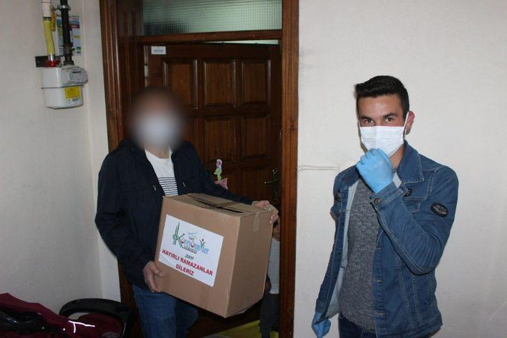 Küresünniler Derneğinden ihtiyaç sahiplerine destek G4