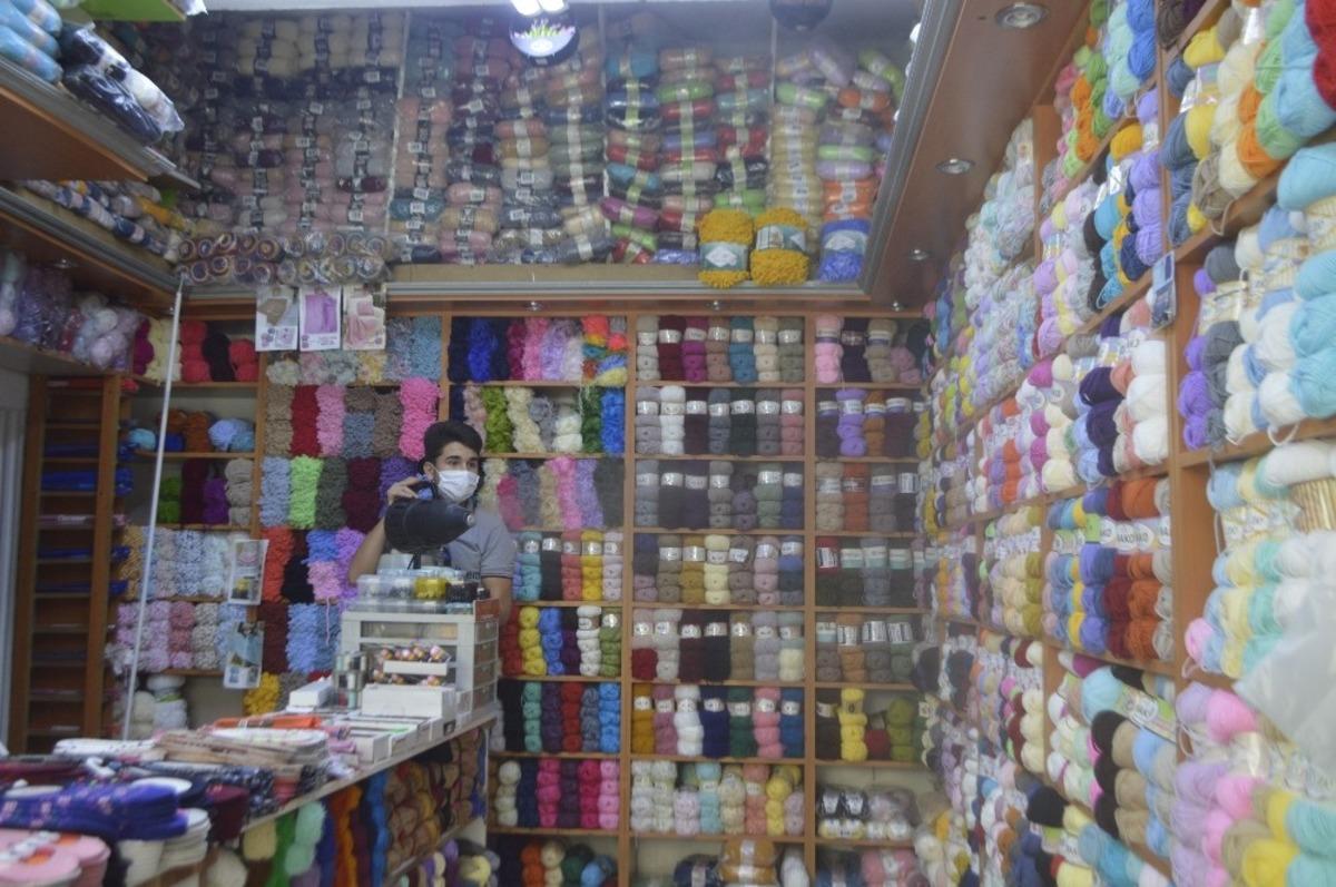 Bayram &ouml;ncesi işyerleri dezenfekte edildi