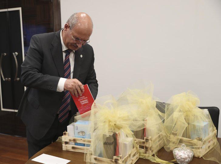 Koronavirüs, bayram hediyelerini de değiştirdi G5