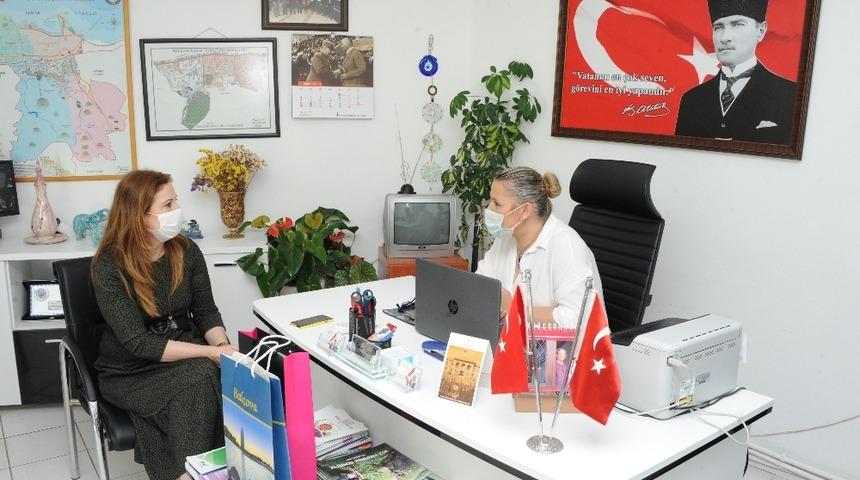 Başkan &Ccedil;alkaya&rsquo;dan hem ziyaret hem hizmet