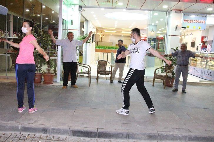 Kula’da ‘evde kal, hareketsiz kalma’ etkinliği G1