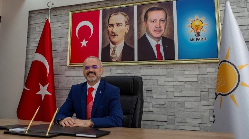 Başkan Elbir: Bayramda incinen g&ouml;n&uuml;lleri tamir etmeliyiz