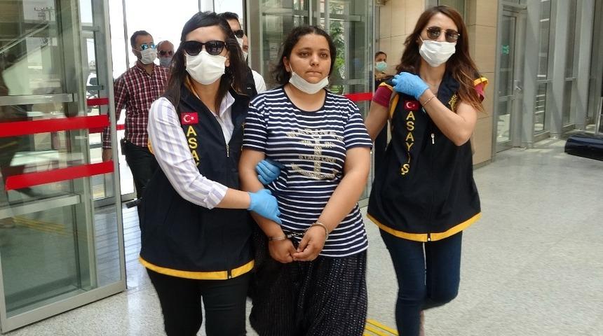 Yengesini ve oğlunu öldüren kadın hastaneye yatırıldı